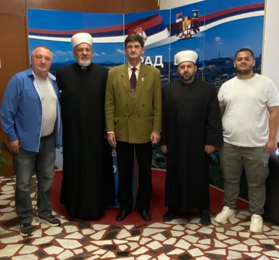 Муфтија београдски Исламске заједнице Србије у посети Бору
